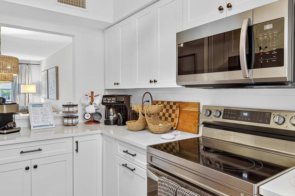 A bright and functional kitchen perfect for any home chef.