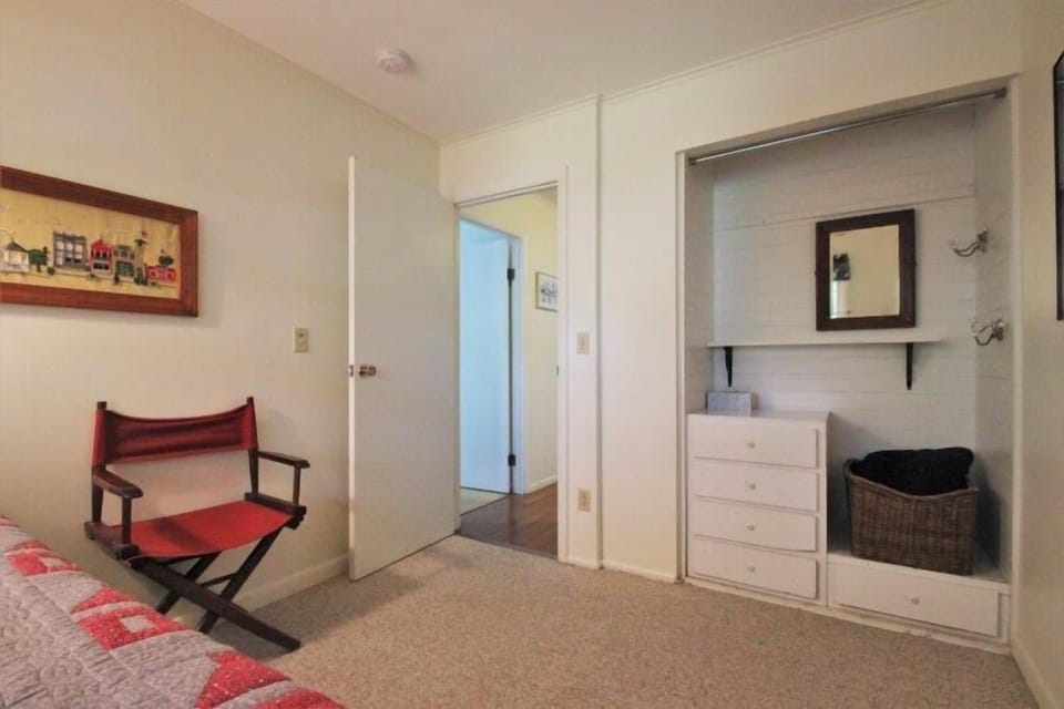 Bedroom #2 (Alternate View)