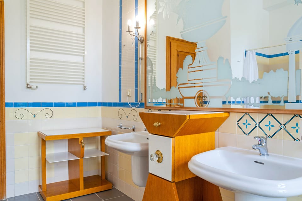 Presidential Apartment | Bathroom | Hair dryer