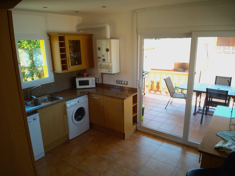 Lera Kitchen Terrace