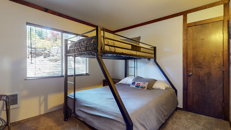 Condo, 2 Bedrooms | 2 bedrooms, WiFi (free)