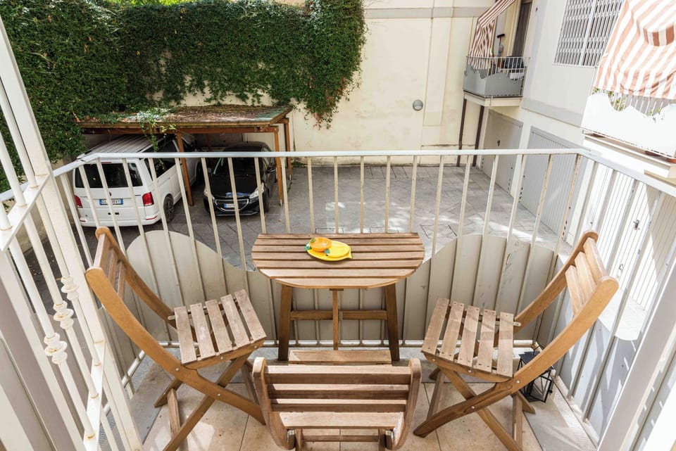 Comfort Apartment | Balcony