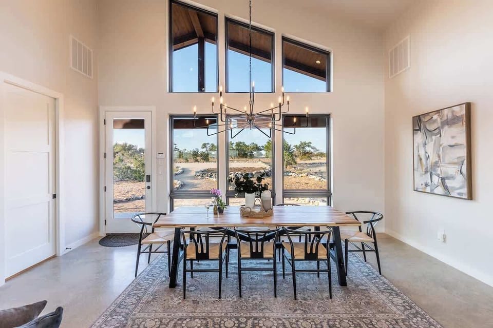 House, Multiple Beds, Pool Access, Pool View (750 River View Dr) | Dining