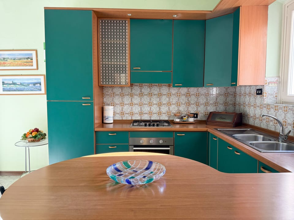 Comfort Apartment | Private kitchen | Full-size fridge, oven, stovetop, cookware/dishes/utensils