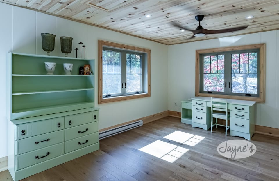 Bedroom 6 - Upper Level