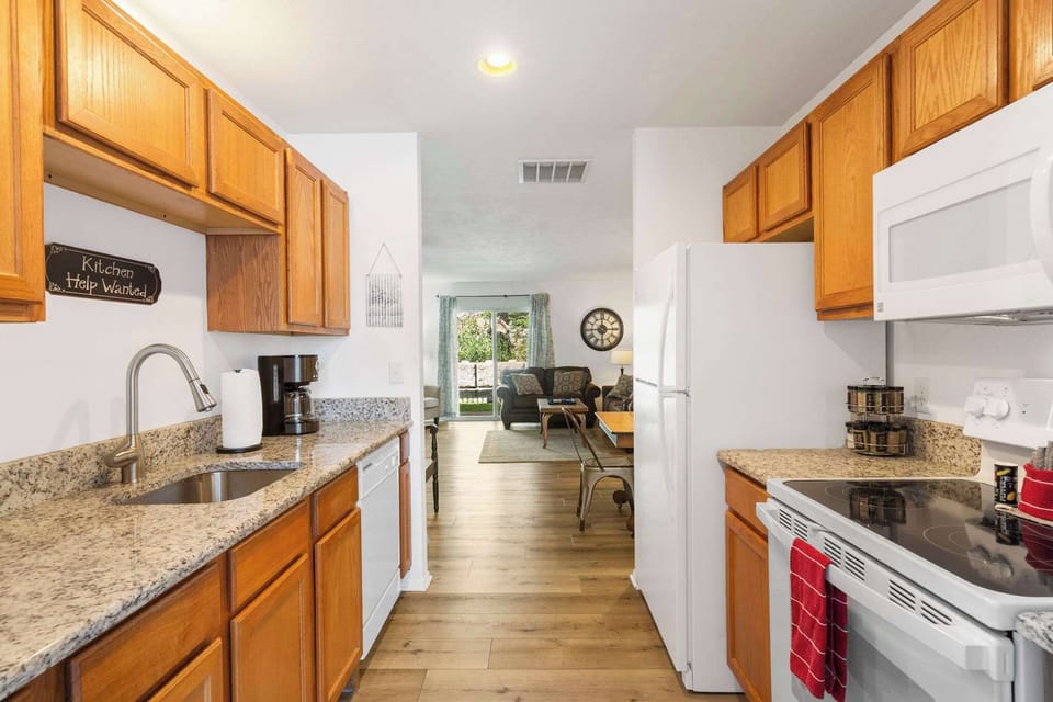 Condo, Multiple Beds, Patio, Garden View (Rustic Retreat) | Private kitchen | Coffee/tea maker
