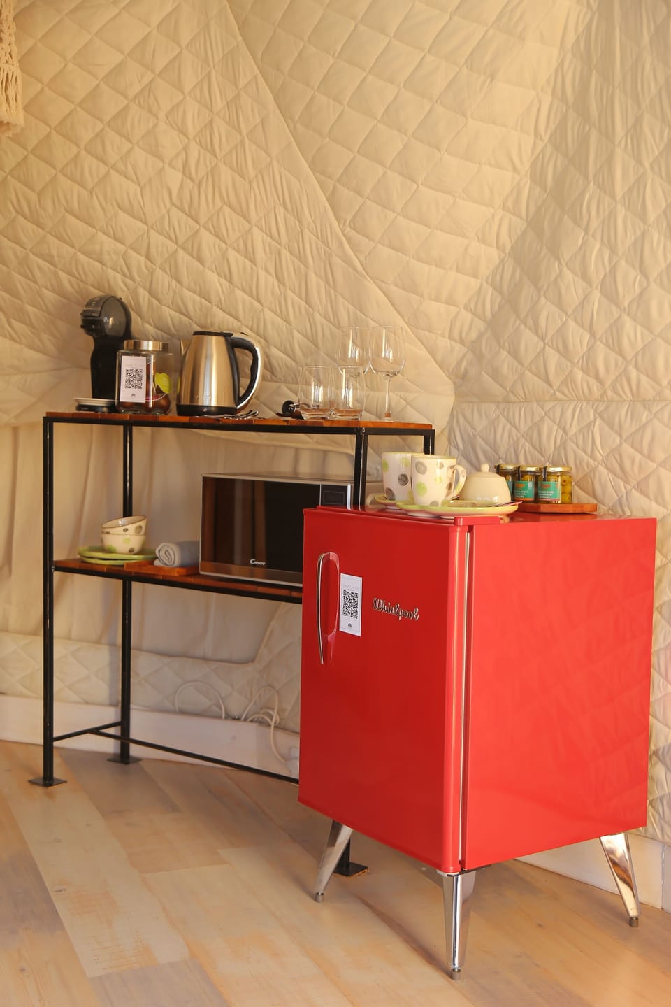 Design Tent | Private kitchen | Mini-fridge, microwave, espresso maker, cookware/dishes/utensils
