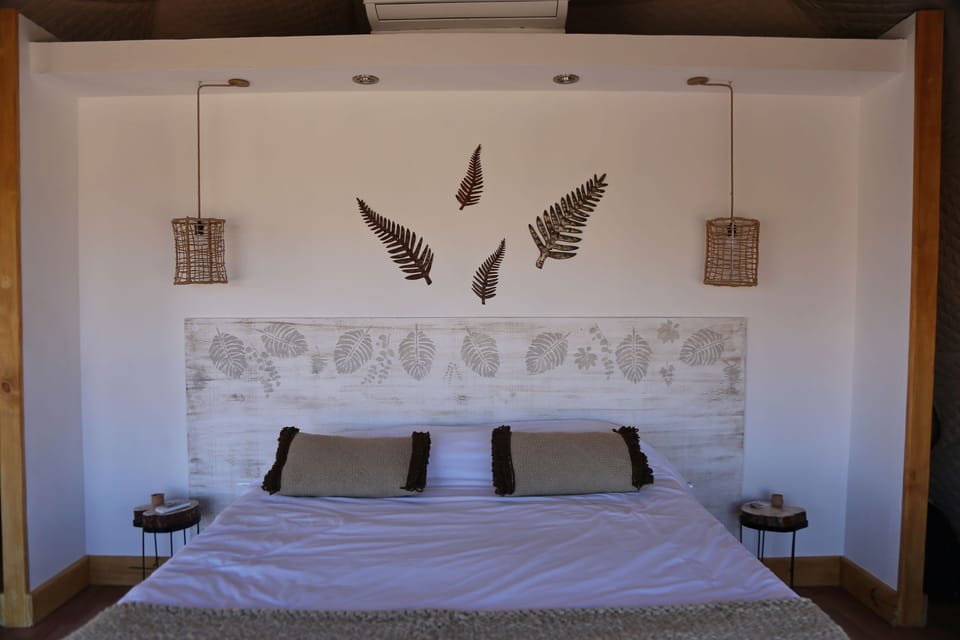 Design Tent | Down comforters, minibar, individually decorated, free WiFi