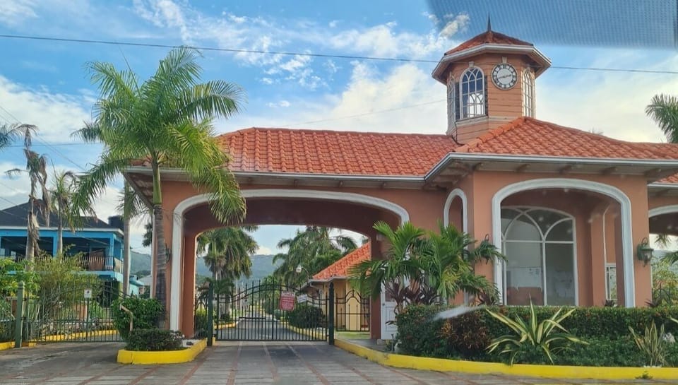Entrance gate with 24 hour security.