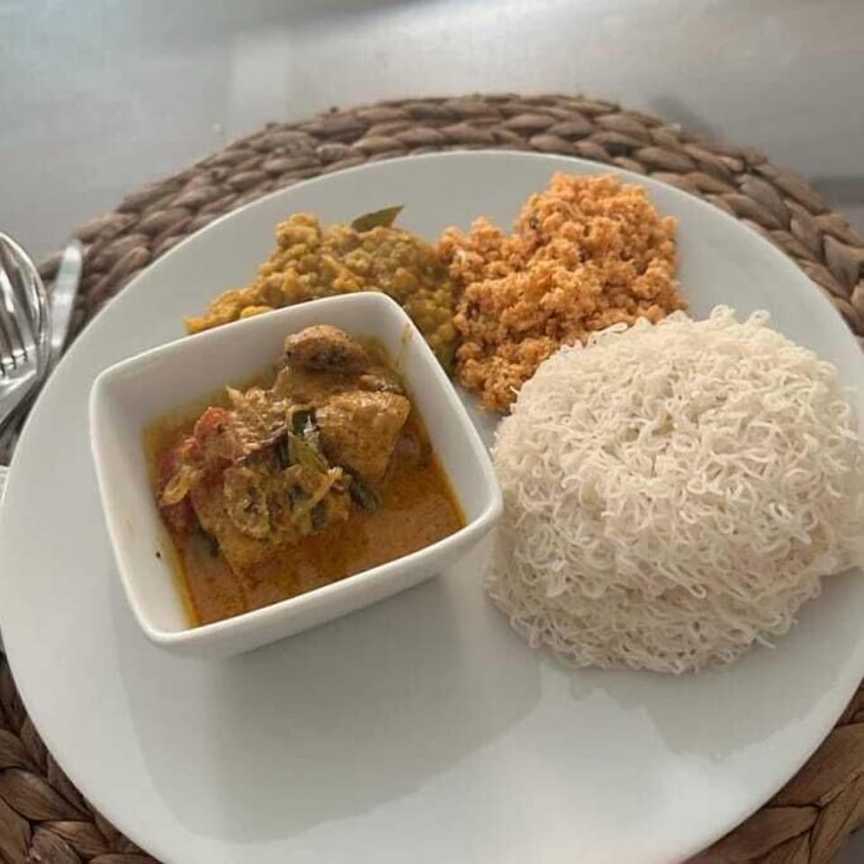Daily cooked-to-order breakfast for a fee