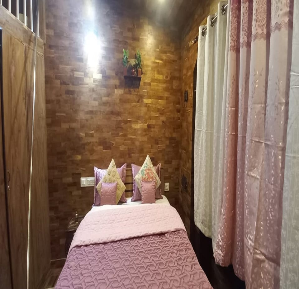 Luxury Villa | 2 bedrooms, premium bedding, desk, free WiFi