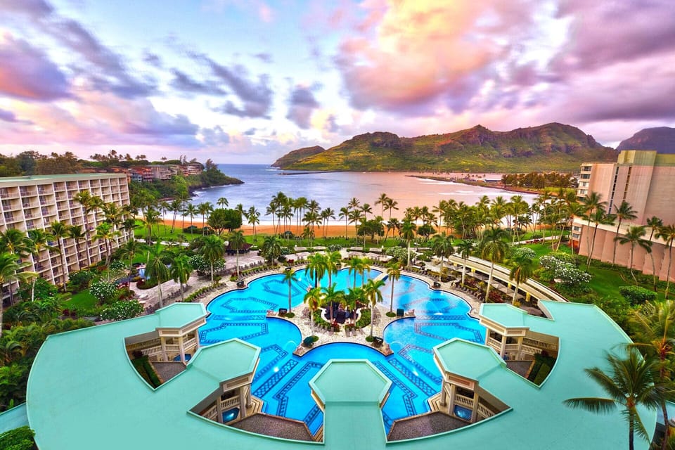Beautiful views of the ocean and mountains!