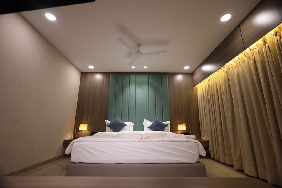 Studio Suite | 1 bedroom, bed sheets
