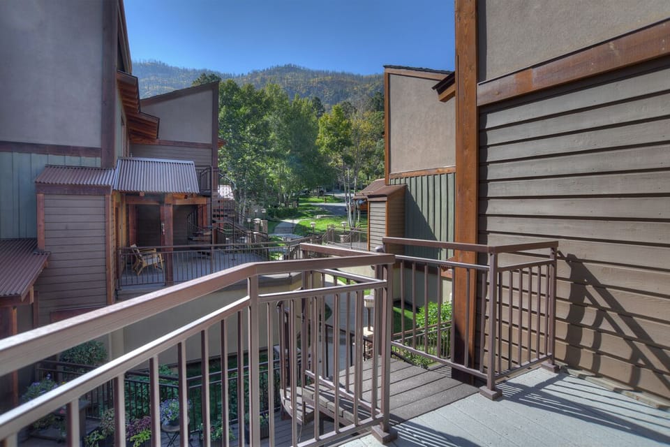 Entry Patio