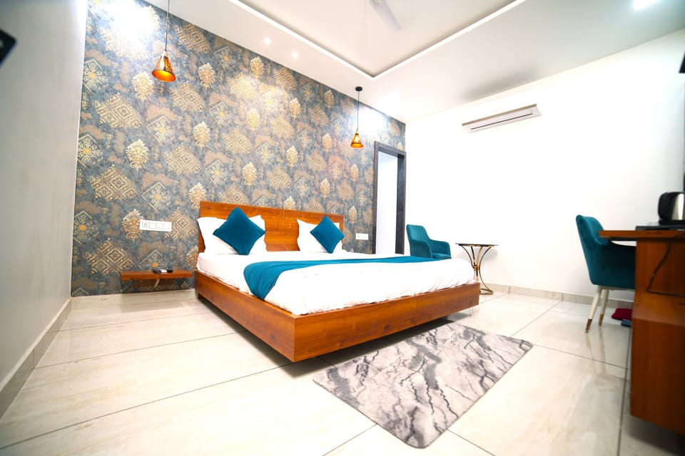 Super Deluxe Room