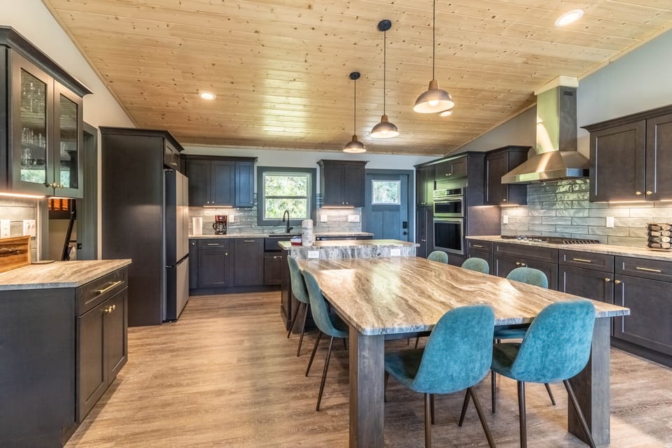 Large Dining Table - Kitchen with Dining Table