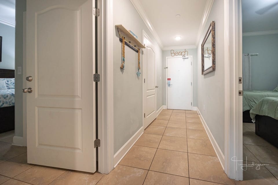 Condo, 1 Bedroom | Interior