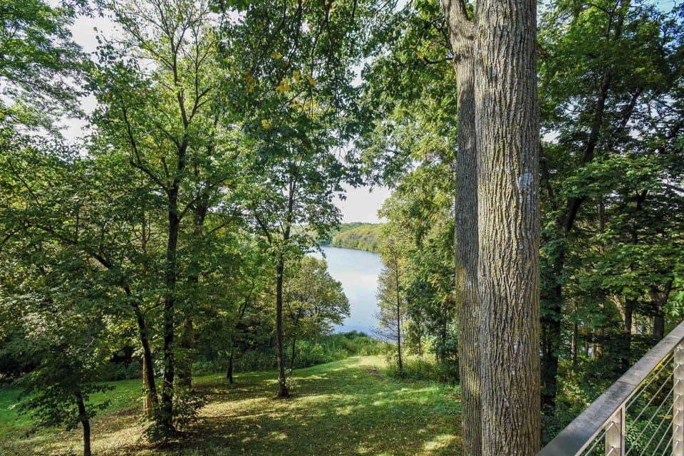 Galena Getaway w/ Hot Tub, Home Theater & More! Cottage in Illinois