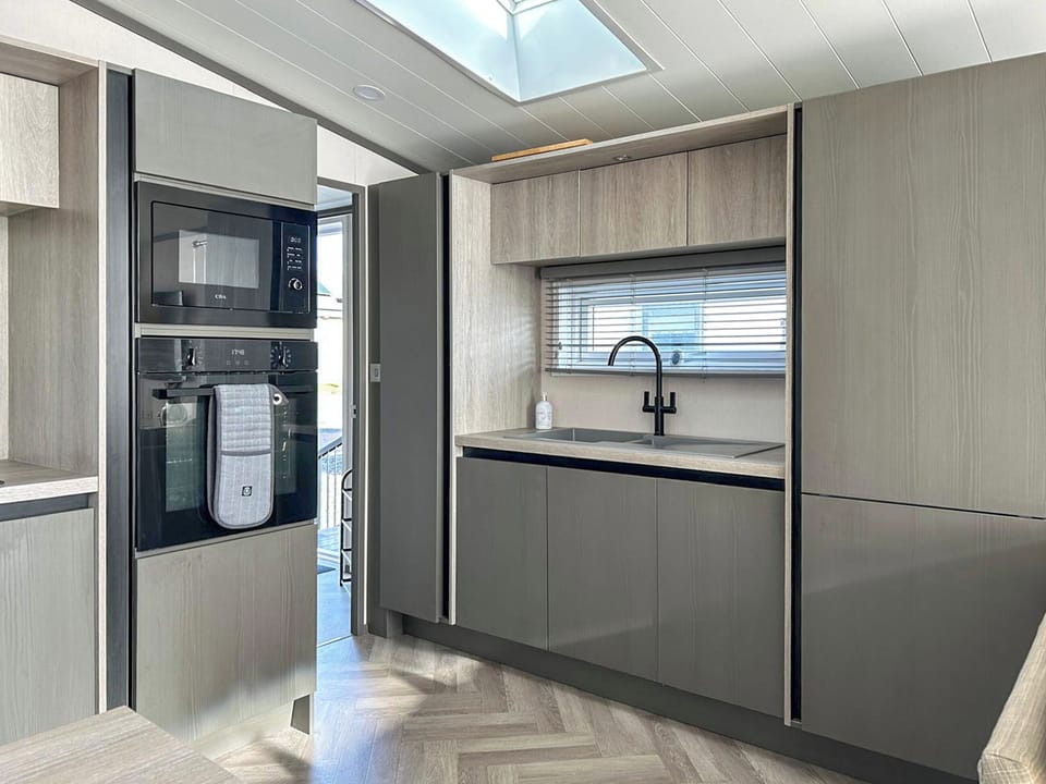 Kitchen | Marina Escape One, Peterhead