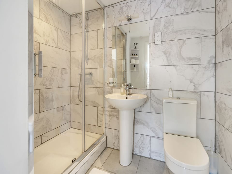 Shower room | Rambler&rsquo;s Hideaway - Clehonger Retreats, Clehonger