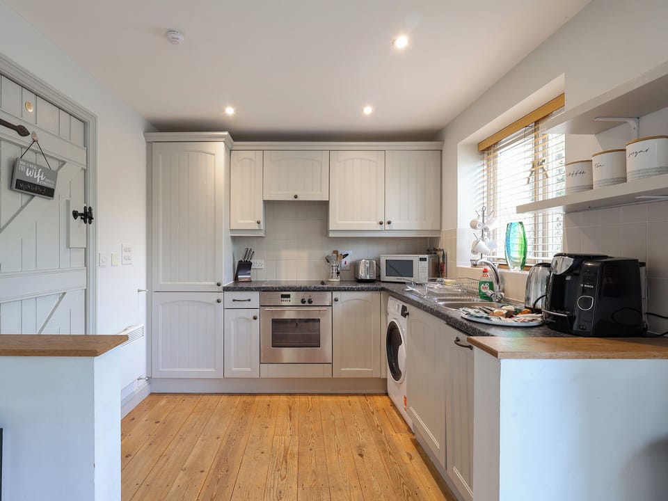 Kitchen | Riverview, Somerford Keynes