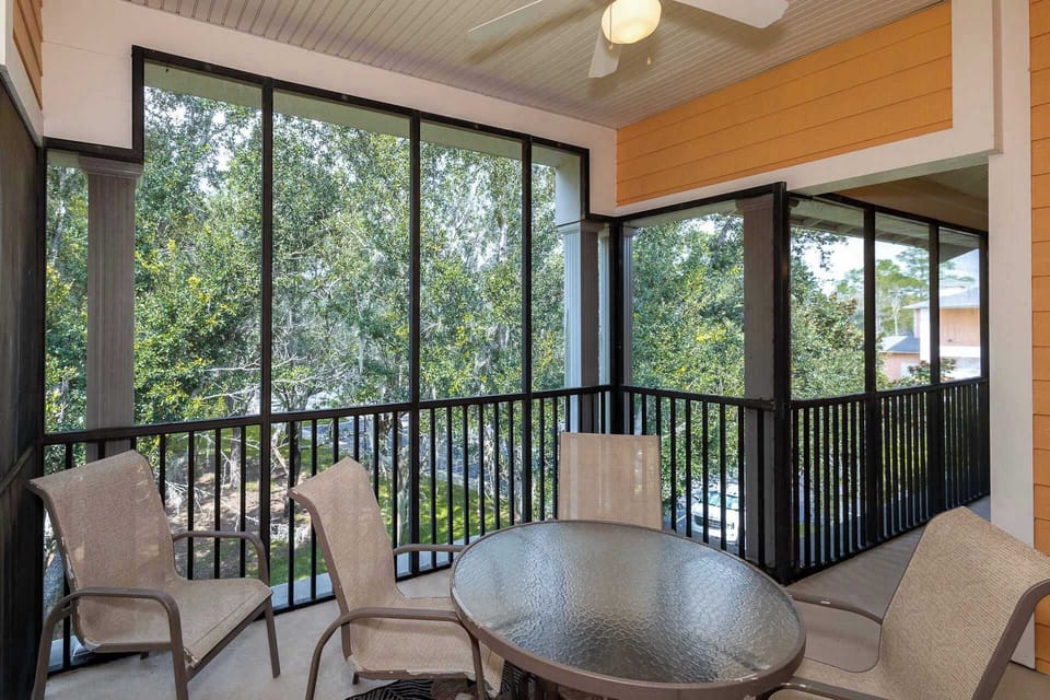 Condo, Multiple Beds, Pool Access, City View (Dreamers Oasis At Bahama Bay) | Outdoor dining