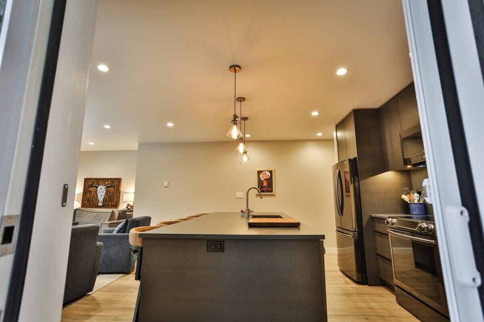 Spacious kitchen area for family or group gatherings