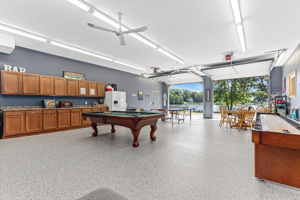 Shuffle board, pool table, ping pong, poker, Ms Pac Man, Board games