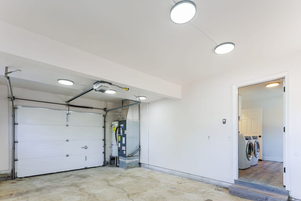 Garage with EV tesla charger
