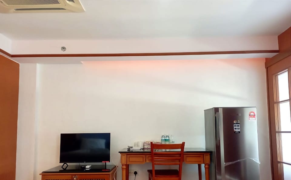 Premium Apartment, Sea View | 1 bedroom, desk, iron/ironing board, bed sheets