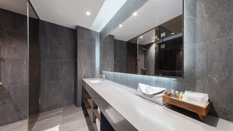 Standard Double Room, 2 Double Beds, Non Smoking, Ocean View | Bathroom | Shower, free toiletries, hair dryer, bathrobes