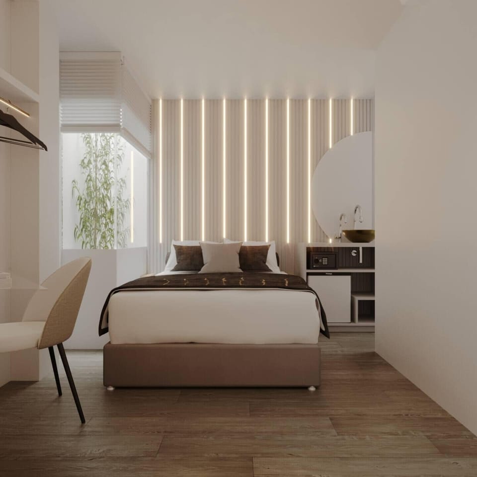 Classic Room | Minibar, desk, soundproofing, free WiFi