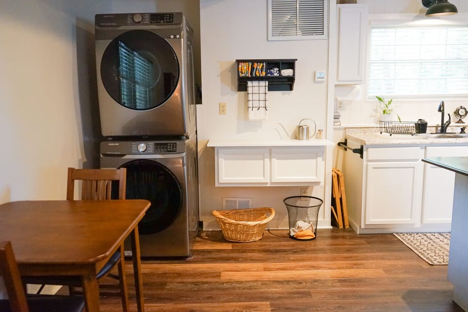 Laundry and buffet