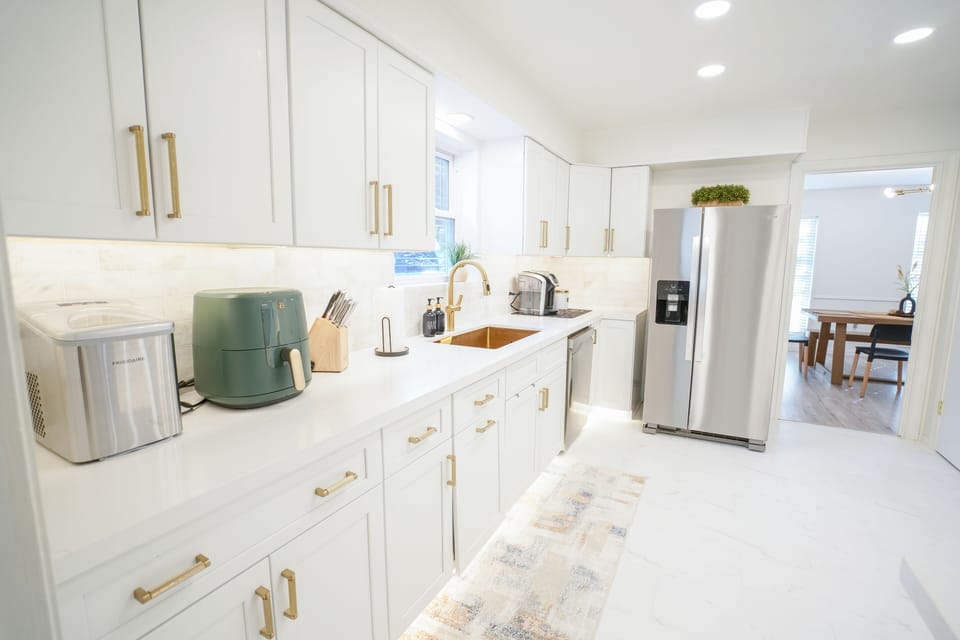 Fully equipped kitchen
