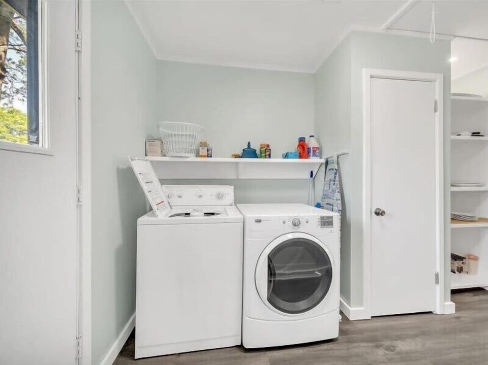 Full Sized Washer & Dryer