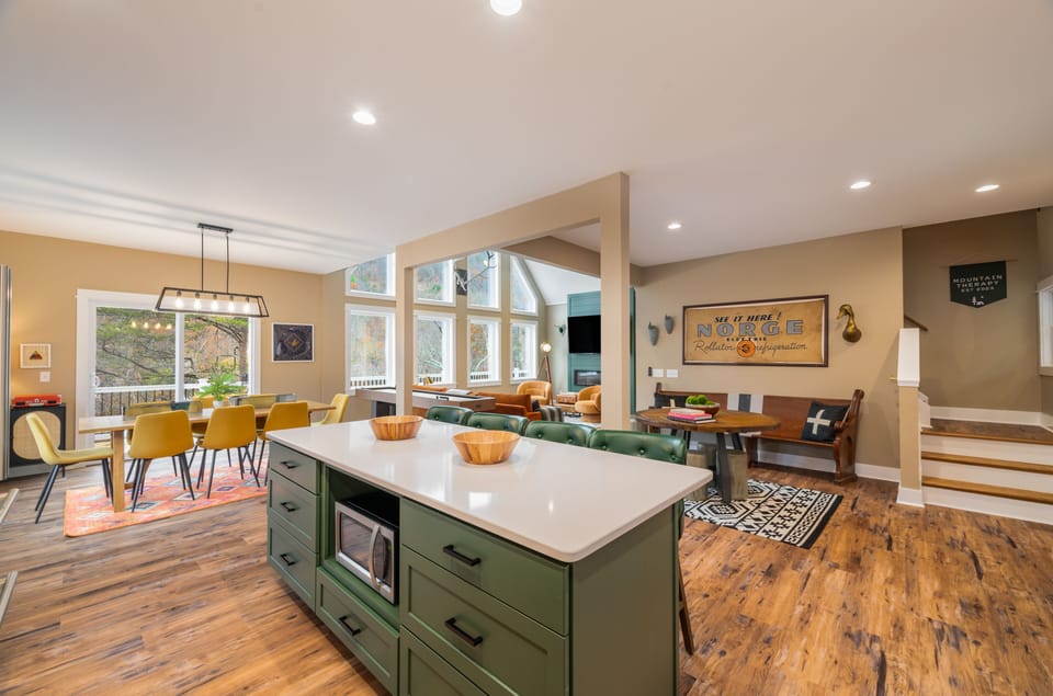 Open Floorplan for easy entertaining and comfortable relaxation