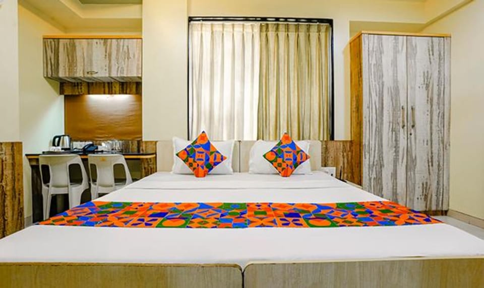Deluxe Room | Egyptian cotton sheets, premium bedding, in-room safe, free WiFi