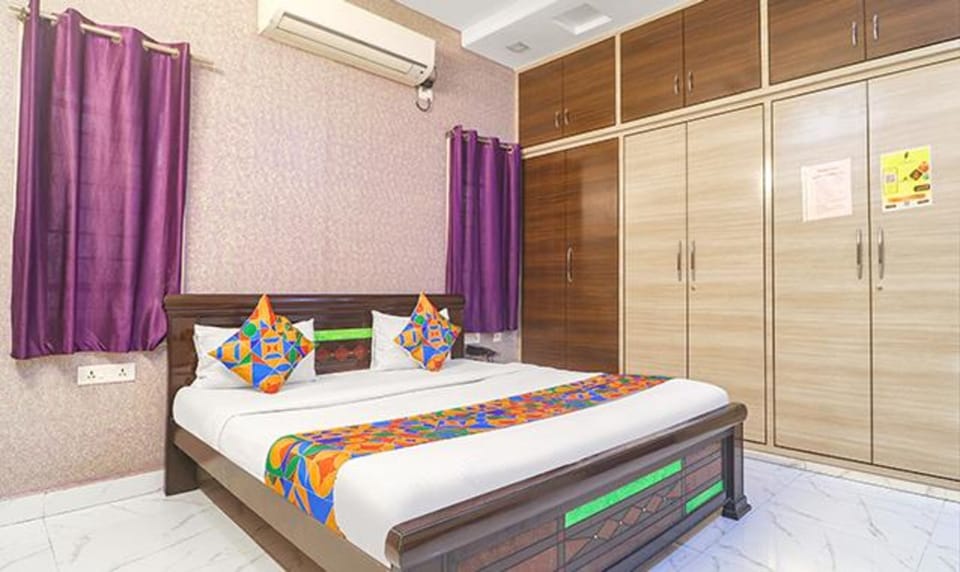 Deluxe Room | Egyptian cotton sheets, premium bedding, in-room safe, free WiFi