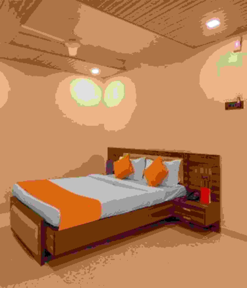 Deluxe Room | Egyptian cotton sheets, premium bedding, in-room safe, free WiFi