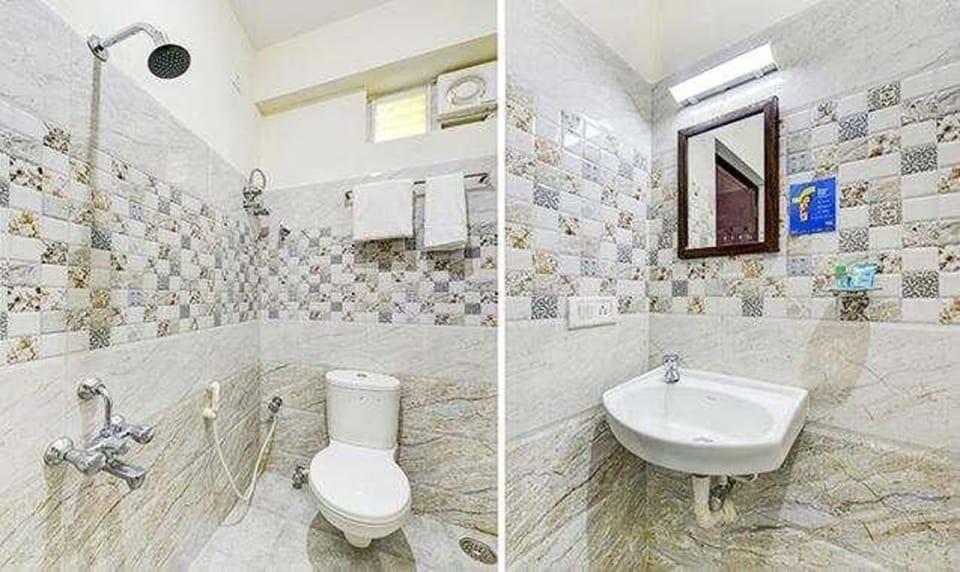 Shower, rainfall showerhead, free toiletries, towels