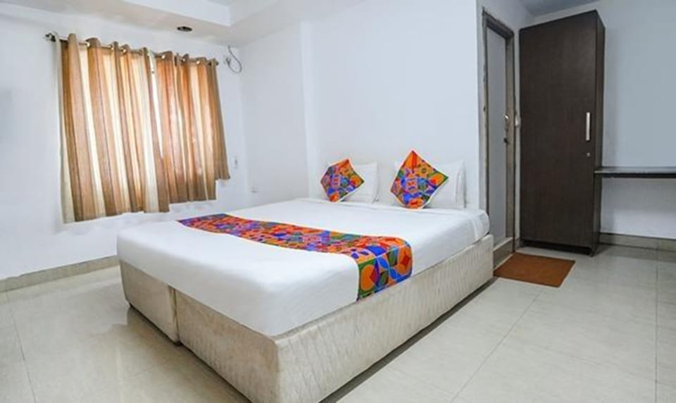 Deluxe Room | Egyptian cotton sheets, premium bedding, in-room safe, free WiFi