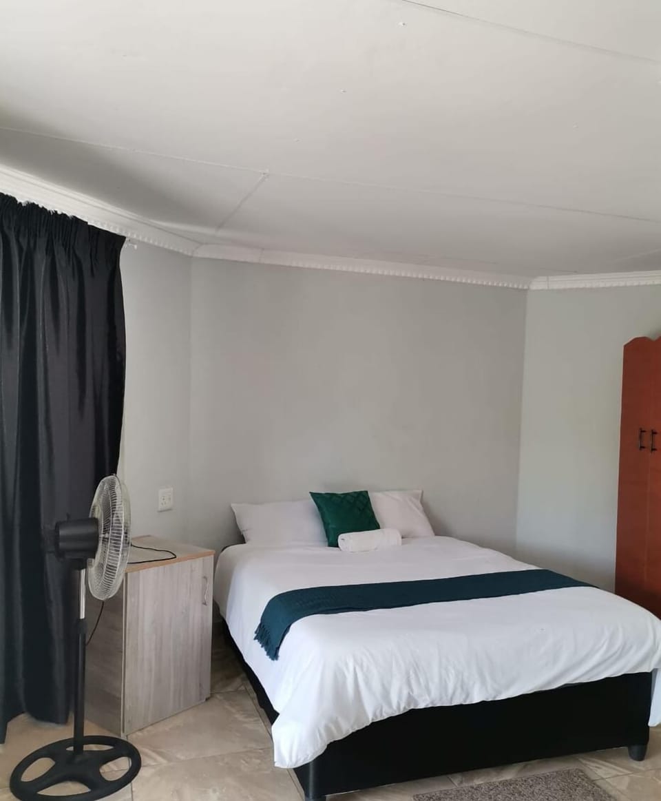 Basic Chalet