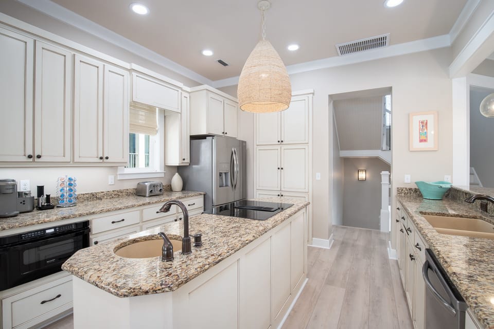 Kitchen with modern applicances