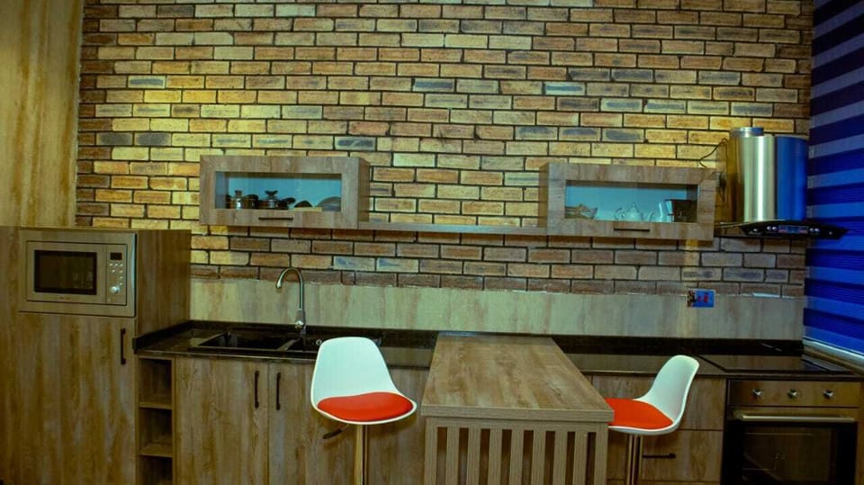 Executive Apartment | In-room dining