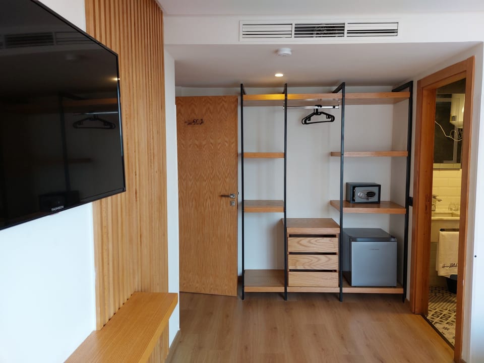 Deluxe Double Room | Premium bedding, down comforters, minibar, individually decorated