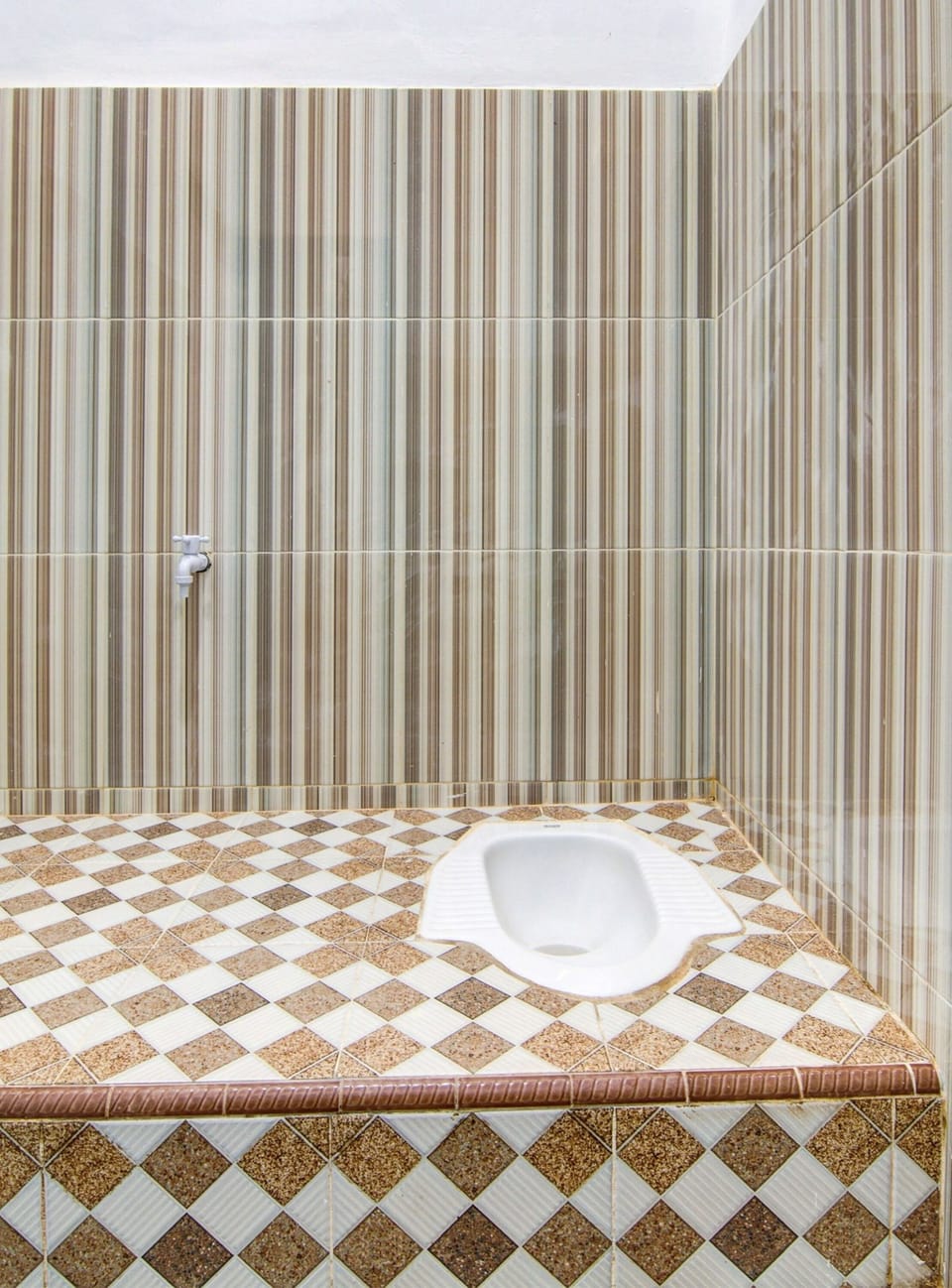 Basic Double Room | Bathroom | Shower, soap