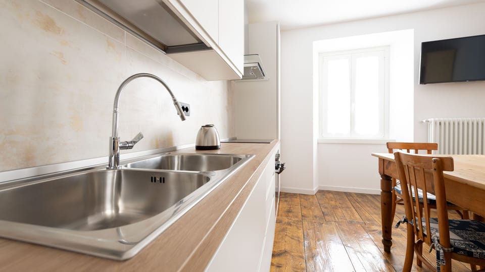 Apartment (1 Bedroom) | Interior
