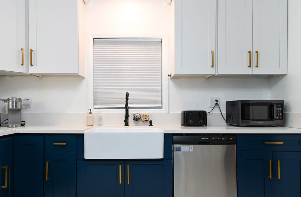 House, Multiple Beds, Patio, Garden View (Ocean Bungalow - Walk to Beach) | Private kitchen | Fridge, microwave, oven, stovetop