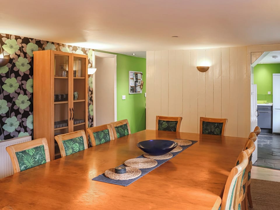 Dining room | Bryn Marian, Blaenau Ffestiniog