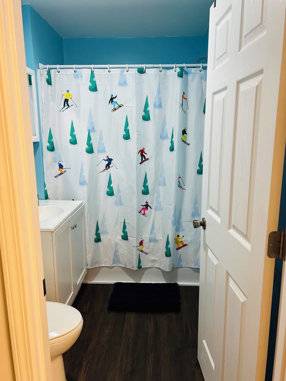 Main floor bath